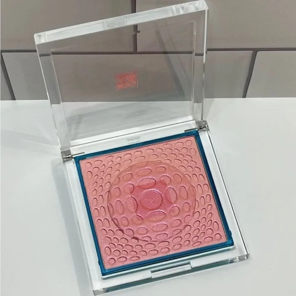 Estée Lauder Pure Fantasy Face Powder